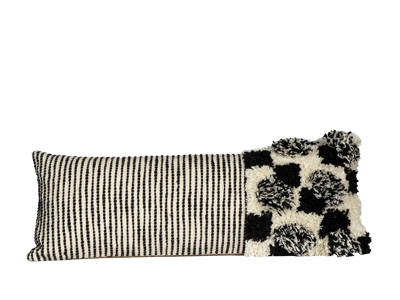 B/W YARN DETAIL LUMBAR OVERSIZE